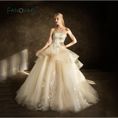 Elegant Champagne Wedding Dresse Strapless Ball Gown Wedding Gowns Bride Wedding Dress 2020 Bridal Gown vestido de noiva