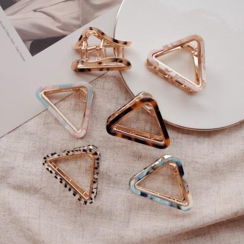 Fashion Elegant New Mdeium Size Metal Acetate Hair Claw Clip Ins Crab Triangle Tortoise Shell Clamps for Women Hair Accessories