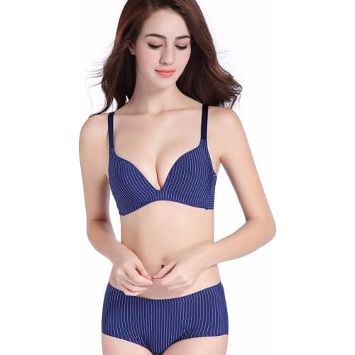 Deep V Wire Free Bra Set Seamless Smooth Surface Striped Light and Thin Triangle Cup Breathable Sexy Lingerie Underwear Women