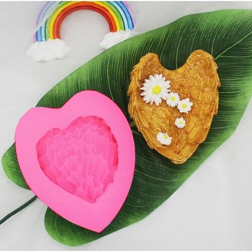 C1368 wing receiving platform decorative matte surface heart-shaped feather wings Silica Gel mold plaster molding
