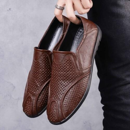 Men Casual Shoes Genuine Leather Luxury Brand 2021 Mens Loafers Moccasins Breathable Slip on Black Driving Shoes Plus Size 37-47