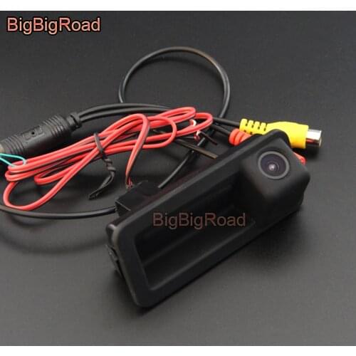 BigBigRoad Car HD Rear View Trunk Handle Parking Camera For Land Rover Range Rover L322 / Freelander 2 L359