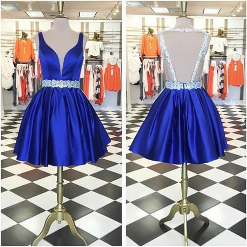 Sexy A-Line Short Beaded Royal Blue Homecoming Dresses with Pockets V-Neck Knee Length Graduation Dresses for Juniors
