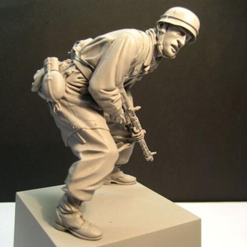 1/16 Unpainted Resin Figure paratrooper FG42W