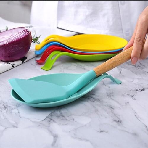 Silicone Insulation Spoon Holder Heat-resistant Placemat Silicone Insulation Pad Coaster Tray Spoon Mat Kitchen Tool Accessories