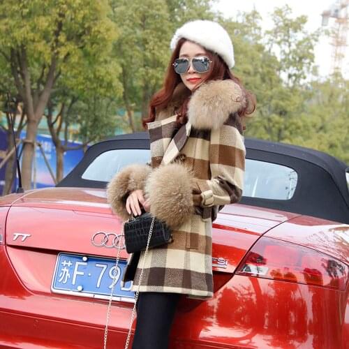 2020 new raccoon fur collar woolen plaid coat slim woolen coat womens winter