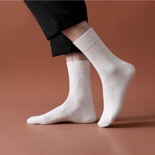New Cotton Mens Socks White Black Gray Breathable Long Crew Socks Hosiery Sport Solid Men High Tube Sock Male Streetwear Soks