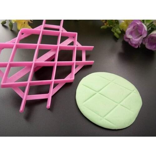 1PC Plastic Embosser Mold ,Biscuits Cake Cookies Cutter ,Printed Lace Impression Fondant Sugar Cake Decorating Tools OK 1060