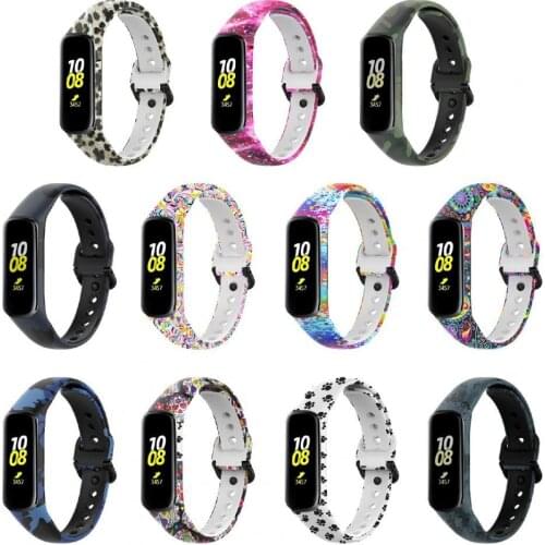 Wristband Soft Skin-friendly Replacement Soft Silicone Wristband Replacement for Samsung Galaxy Fit2 SM-R220