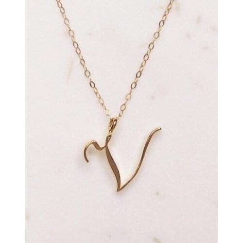 Stamped Cursive V Letter Necklace Jewelry V Letter Initial Victory Name V Pendant Necklace for Celebration Gifts