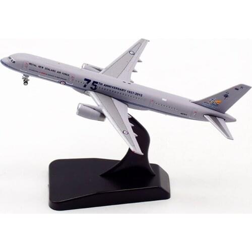 1:400 Scale New Zealand Airways B757-200 Airlines Model with Base Alloy Aircraft For Collectible Souvenir Show Gift Toys
