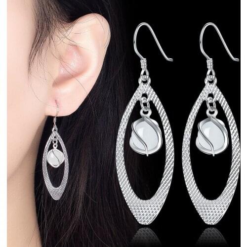 2021 Long Tassels Temperament Earrings New Fashion Female Retro Ethnic Cats Eye Stone Ear Jewelry Pendant Woman Earrings