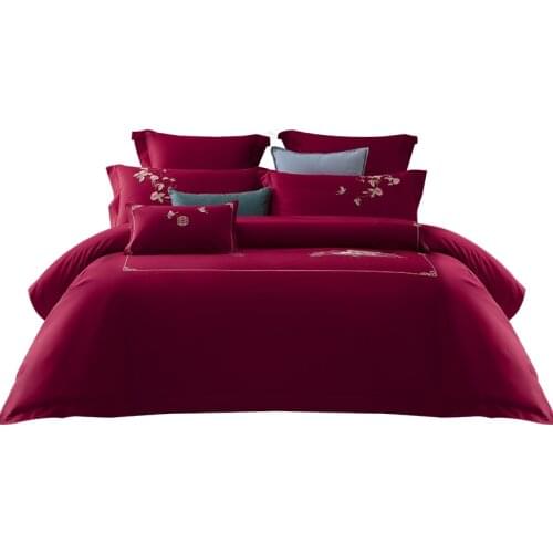 Caiyitang 4 pieces smooth red wedding bedding set mandarin duck embroidery bed sheet luxurious propitious style bed quilt cover