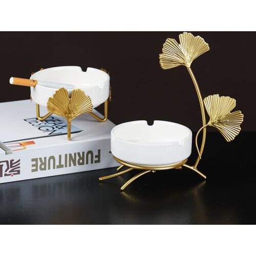 Nordic Creative Metal Ginkgo Ashtray Furnishing Creative Home Living Room Office Table Ashtrays Gift For Man