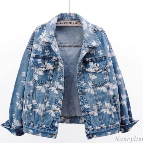 2021 Spring Butterfly Printed Long Sleeve Short Denim Jacket Womens Loose Korean Style Boyfriend Denim Coat