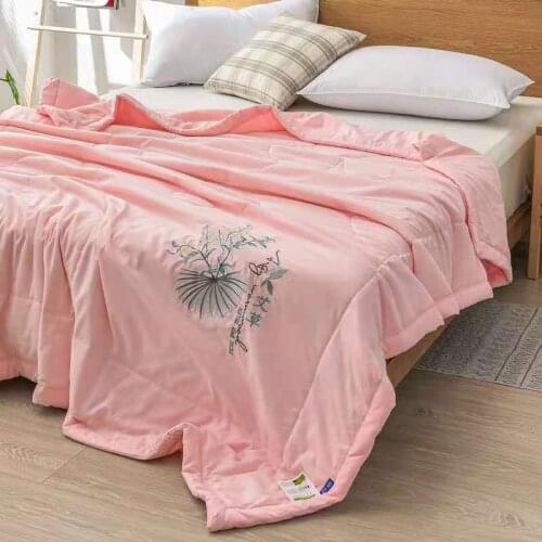 2021 New Wormwood Summer Cool And Comfortable Breathable Soft Repellent Household Cool In Summer Air Conditioning Bed Quilts