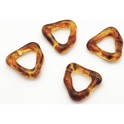 New Arrival! Brown 21x22mm 100pcs Resin Triangle Charm for Handmade Earring/Necklace DIY Parts,Jewelry Accessories Findings