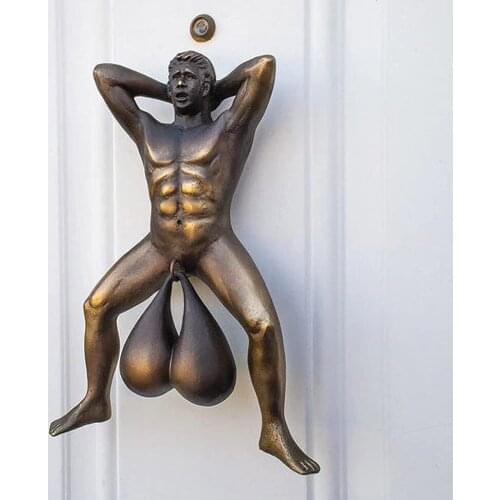 Knocking Doorbell Sculpture Sounding Funny Door Loop Outdoor Resin Door Statues Wall Decor Sculpture Garden Decoration
