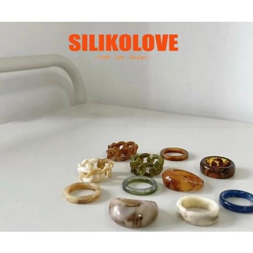 SILIKOLOVE Geometric Transparent Resin Rings for Women Simple and Versatile Knuckle Rings