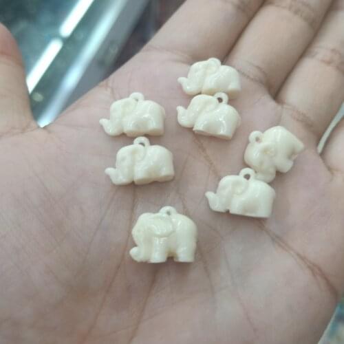 20pcs 15mm White Little Elephant Coral Beads Pendant For Necklace Bracelet Making DIY Jewelry Artificial Coral Shell Pendants