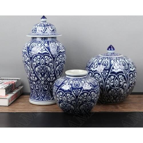 European Ceramic Vase Hand Painted Blue and White Porcelain Decorative Flower Vase Creativity Coffee Table Desktop Tea Caddy