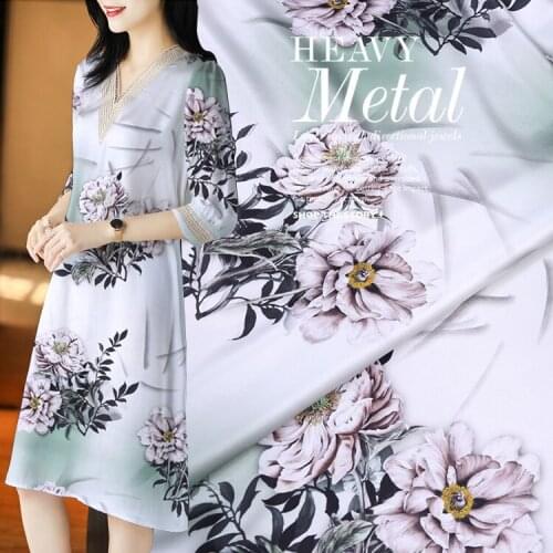 Customized 19 Mummi stretch satin digital printing silk fabric soft and slippery silk satin cheongsam shirt fabric