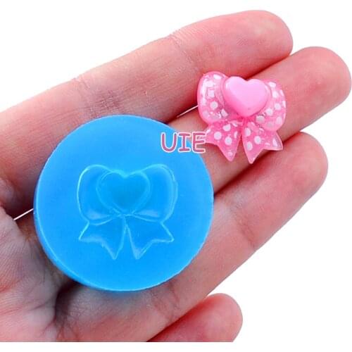 FYL028U 15.7mm X 17.6mmm Heart-Shaped Silicone Mold Fondant Cake Decoration Candy Resin Clay Earrings Necklace Craft Soap Candle