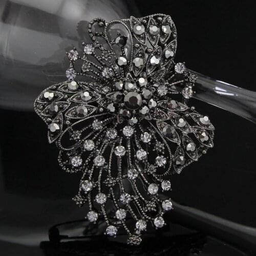 Earofcorn Luxury Rhinestone Brooches Clothing Jewelry Hand Flower Accessories