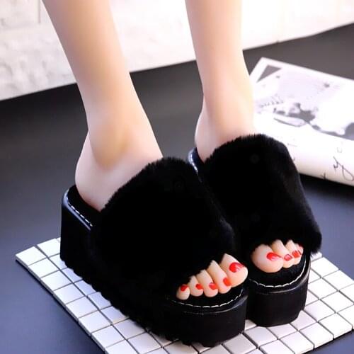 Korean version of the womens thick-soled fashion plush slippers autumn and winter wear non-slip
