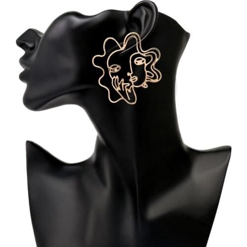 Fashion Human Face Creative Women Hollow out Abstract Face Charm Statement Stud Earrings Party Jewelry