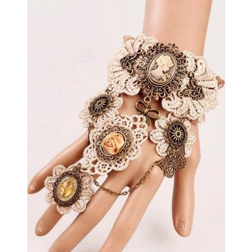 Luxury Aulic Style Beauty Women and Butterfly Gear Parts Gothic Steampunk Bracelet