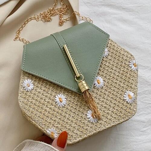 Straw Weave Daisy Small Shoulder Crossbody Bags for Women 2021 Womens Designer Tassel Chain Handbag Travel Female Messenger Bag
