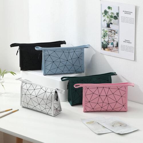Square Travel Cosmetic Bag High-capacity PU Leather Makeup Bags Rhombic Multifunction Storage Bag Waterproof Portable Travel Bag