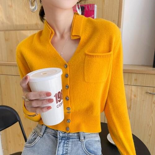 2021 new top 100% pure wool cardigan womens V-neck short waist coat loose and thin knitted sweater Korean style wild coat trend