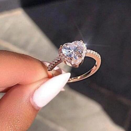 Love Heart Shape Crystal Ring Big Zircon Hold Micro Stone Pave Setting Silver Color Brand Ring For Woman Cute Finger Accessories
