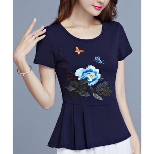 Plus size T shirt Women Basic White Shirt Tunic 100% Cotton Embroidery High quality Ladies Summer Tops Casual 4XL 5XL 6XL
