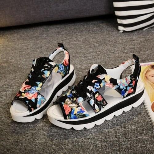 Women Platform Sandals 2019 Summer Open Toe Wedge Thick Bottom Casual Shoes Woman Lace Up Breathable Mesh Sandals Big size 35-42