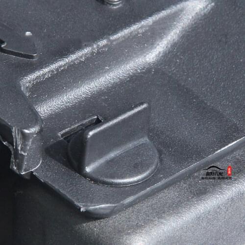 Car Air Filter Clip for Jeep Compass Patriot