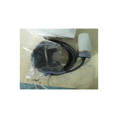 Free Shipping 2Pcs/lot New Switch E2K-C25MF1 capacitive sensor E2K-C25ME1