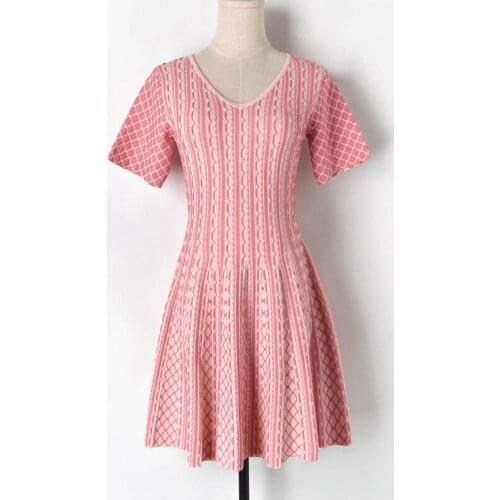 French long slim pink knit short sleeve dress ladies spring and summer 2021 new V-neck midi dress women