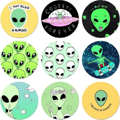Aesthetics Cute Cartoon alien space Badge Brooch Pin Accessories For Clothes Backpack Decoration gift 58mm