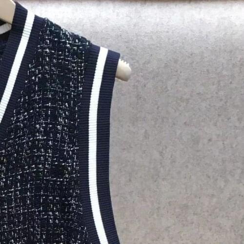 Women Sweater Vest 2021 Fall New France V-neck Loose Check Sleeveless Simple Commuter Vest Top