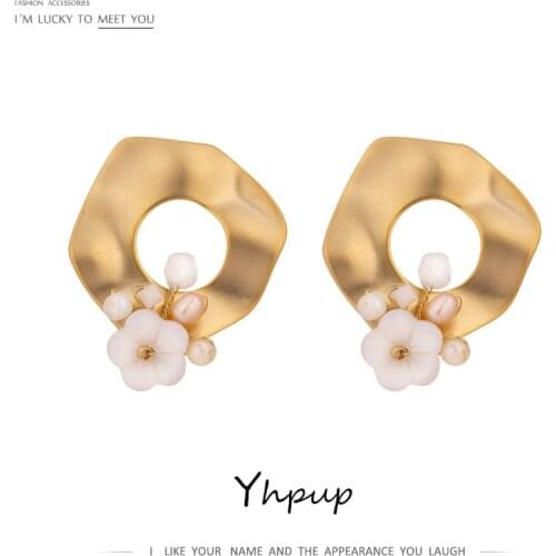 Yhpup Fashion Flower Earrings Luxury Natural Pearls Shell Stud Earring Geometric Handmade Earrings Jewelry for Women Party Gift