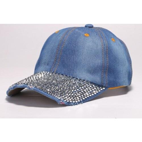 Womens New Fashion And Diamond Baseball Cap Outdoor Fashion Wear Sun Hat Hundred Travel Hiking Cap Youth Cap 2021