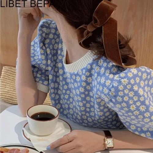 New 2021 Spring Summer Women Bottoming Knitted Pullover Floral Fashionable Puff Sleeve Korean Style Wild Vintage Lady Tops T8165