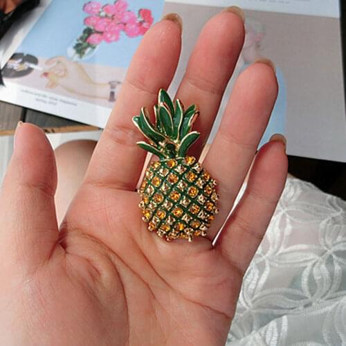 Exquisite Creativity Crystal Pineapple Brooches For Women Enamel Fruits Party Casual Brooch Pins Gifts