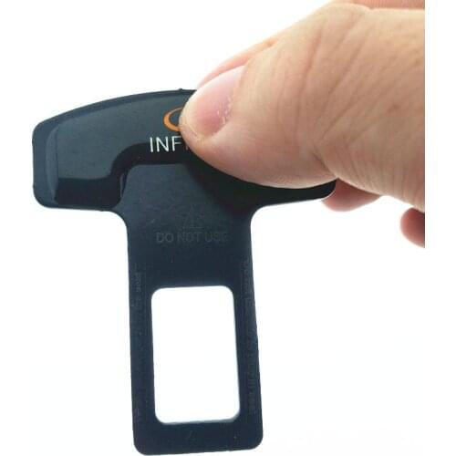 2pcs/lot quality zinc alloy car seat belt clip safety belt plug for Infiniti Q50 FX35 G35 G37 QX70 QX60 FX37 M3 car accessories