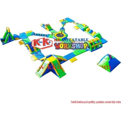 Italy 35x35m 100 People Capacity Inflatable Sea Obstacle Park Water Toys With 0.9mm PVC Tarps