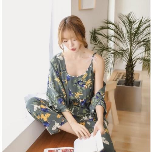 Autumn New Product Woven Cotton Silk Ladies Three-piece Pajamas, Comfortable People Cotton Grass Bird Home Service Trousers Suit