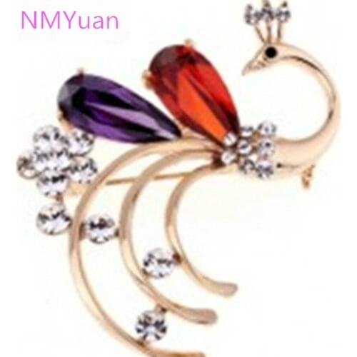 Temperament type high-grade female peacock brooch fashion crystal jewelry